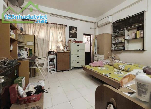 BÁN NHÀ 3 TẦNG, HXH TRẦN XUÂN SOẠN – GẦN LÂM VĂN BỀN – 5.2 x 17m – CHỈ 8.3 TỶ - 1