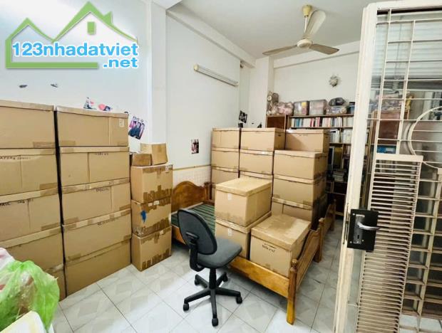 BÁN NHÀ 3 TẦNG HUỲNH TẤN PHÁT – GẦN PHÚ MỸ HƯNG – XE HƠI ĐỖ CỬA – CHỈ 8.4 TỶ - 1