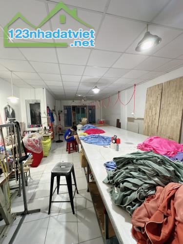 Bán nhà hiếm tân bình, cách mặt tiền chỉ 1 căn, nở hậu tài lộc,80m2, chỉ 5.x tỷ bao đầu tư
