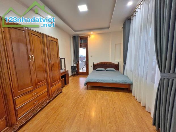 GIẢM GIÁ BÁN GẤP NHÀ 2 MẶT TIỀN TRUNG TÂM ĐÀ LẠT ĐƯỜNG TRIỆU VIỆT VƯƠNG, P4