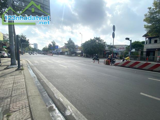 Bán Đất Thổ Cư Hẻm Xe hơi 60m2_5*12 Gần Phạm Văn Đồng Linh Tây Thủ Đức Chỉ 2.65 Cực Hiếm