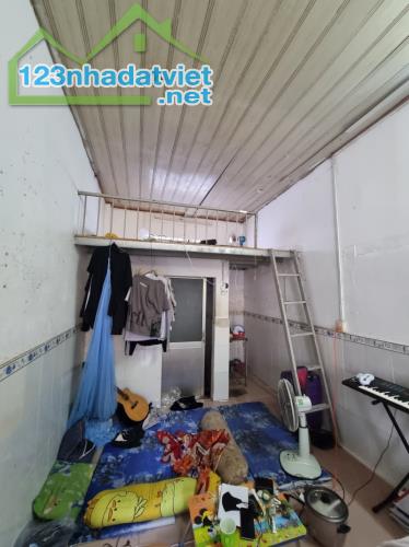 Dãy 4 phòng trọ, 132m2 full thổ, không QH, Tô Ngọc Vân, Linh Đông, Thủ Đức