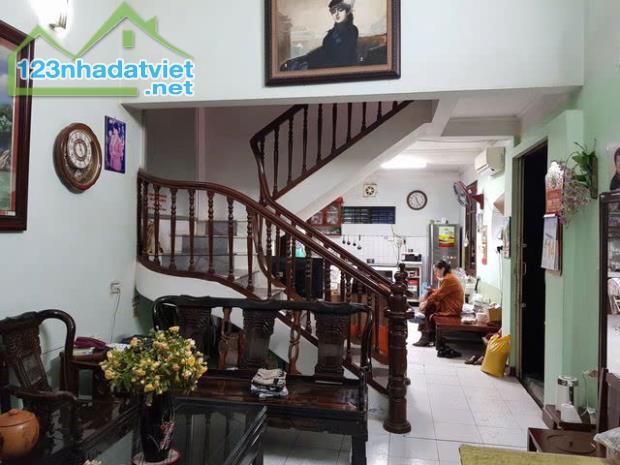 Nguyễn xiển 52 m2 x 4 tầng mt 4.2 m lô góc k/doanh vp cafe quận thanh xuân