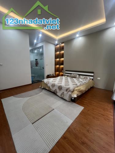 Bán Nhà Cổ Linh, Phường Thạch Bàn, Long Biên 47m2, 4T, giá 8,2 tỷ (ô tô đỗ cách 15m) - 3