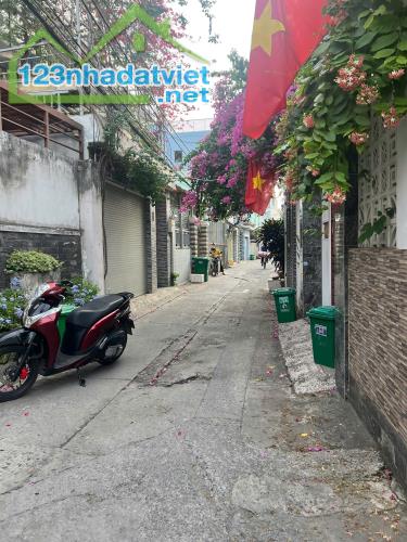 Bán đất mặt tiền đường 14 đường OTO,,Cách vài chục m ra Nguyễn Duy Trinh,Bình Trưng - 1
