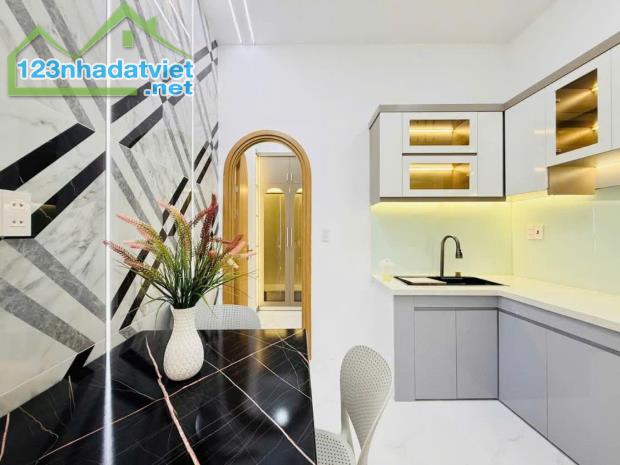 MINI HOUSE CÓ PN DƯỚI TRỆT SIÊU ĐẸP THỐNG NHẤT - 3