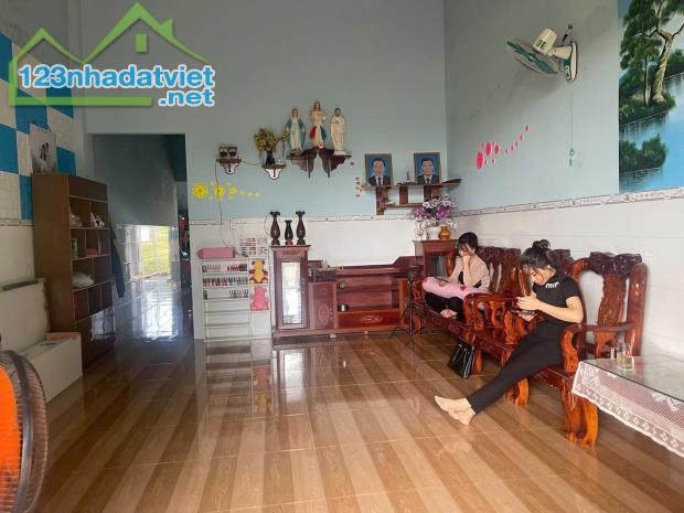 TÔI CÀN BÁN GẤP VƯỜN TRÁI CÂY CẢ NHÀ CÔ ÚT SANG MỸ ĐỊNH CỰ NÊN K AI CHĂM