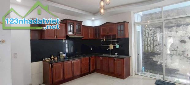 MẶT TIỀN KINH DOANH 5 TẦNG-ĐƯỜNG NHỰA 12M-NGAY EMART PHAN HUY ÍCH - 2