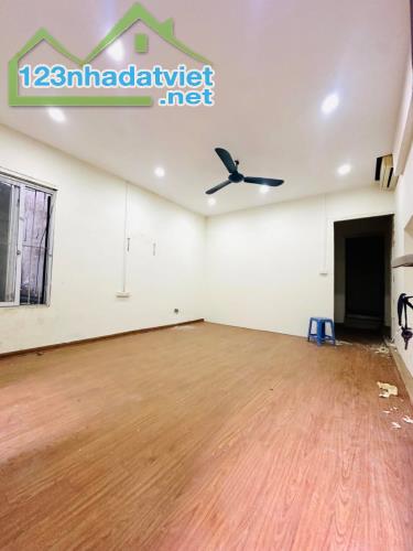 BÁN NHÀ TT 2 TẦNG, Sd 80M2, NGÕ BẠCH MAI, HAI BÀ TRƯNG, GIÁ 2 TỶ x - SỔ ĐỎ CHÍNH CHỦ - 2