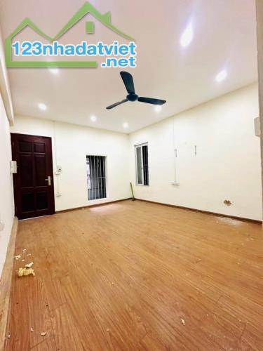 BÁN NHÀ TT 2 TẦNG, Sd 80M2, NGÕ BẠCH MAI, HAI BÀ TRƯNG, GIÁ 2 TỶ x - SỔ ĐỎ CHÍNH CHỦ - 3