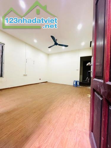 BÁN NHÀ TT 2 TẦNG, Sd 80M2, NGÕ BẠCH MAI, HAI BÀ TRƯNG, GIÁ 2 TỶ x - SỔ ĐỎ CHÍNH CHỦ - 4