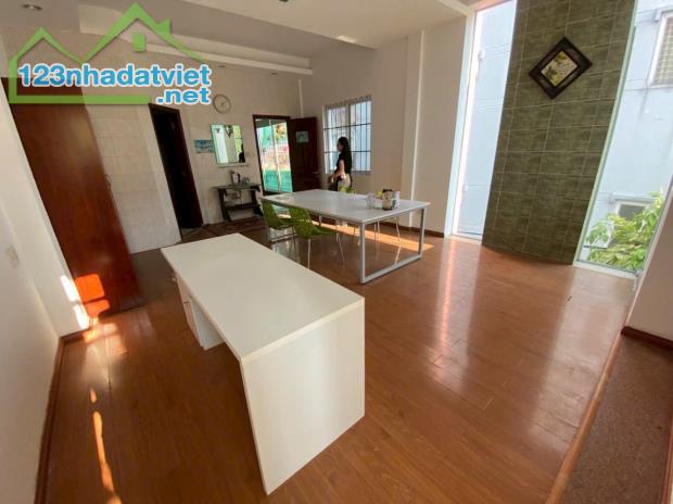 Cho thuê nhà 5 tầng Góc 2MTKD Nguyễn Hồng Đào, P14, Tân Bình - 2