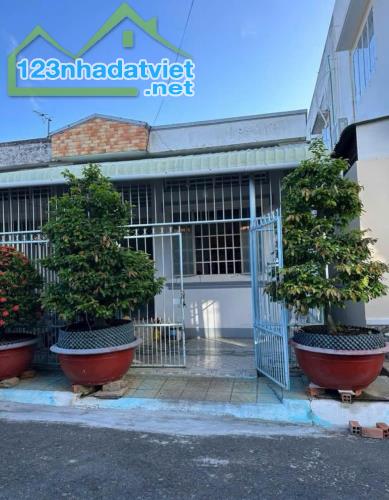 Hàng hiếm ,Giá Tốt Chủ Cầnnhanh căn nhà ở Trần  Văn Mười Xuân thới Thượng 126m2 645 triệu - 1
