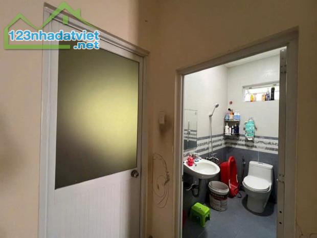 Hàng hiếm ,Giá Tốt Chủ Cầnnhanh căn nhà ở Trần  Văn Mười Xuân thới Thượng 126m2 645 triệu - 2