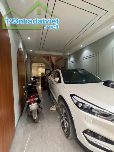Nhà đẹp nội thất xịn ô tô vào nhà ngõ Phố Lý Sơn Thượng Thanh DT 48m2 . Giá 12.5 tỷ - 5