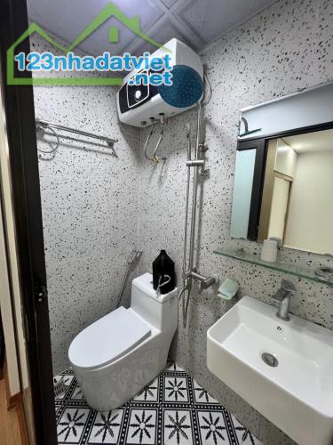 Nhanh không mất - Tập thể phố 8/3 80m2 2 tầng 3 ngủ, 2wc, full nội thất, sổ đỏ riêng - 2