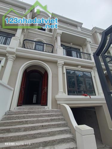 BIỆT THỰ KHU P- CIPUTRA-TÂY HỒ-VỈA HÈ-KD-Ô TÔ:150M X5T, MT 7M, GIÁ 54,8 TỶ. - 1