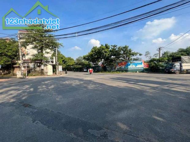 Đất nền tại Bảo Long New City, Hương Mạc, Từ Sơn, Bắc Ninh đang có giá 4,1 tỷ. Diện tích