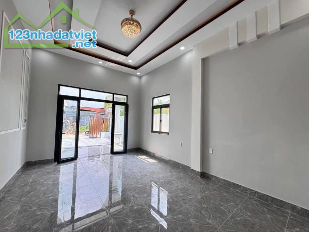 Gấp gấp anh chị ơi – chú em kẹt tiền, nhờ bán gấp căn nhà đẹp như mơ ở Nguyễn Ảnh Thủ Hóc - 5