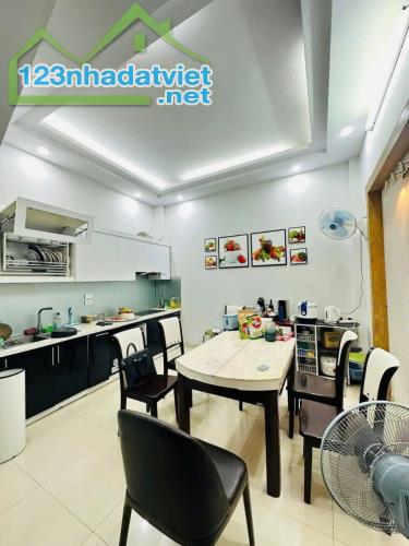 Bán Nhà 5 Tầng, 33.4m2, Tây Tựu, Bắc Từ Liêm, Hà Nội, ô tô đỗ không hết chỗ! - 1