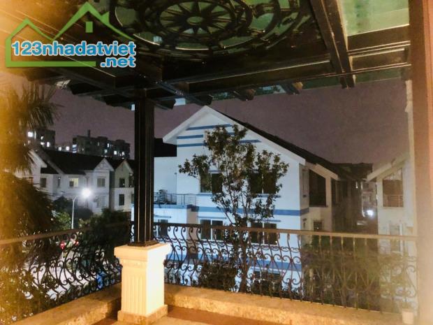BÁN BIỆT THỰ KĐT - MỸ ĐÌNH - HÀ NỘI - 200M2 - SỔ ĐỎ - 4