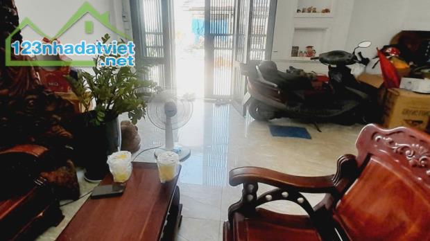 BÁN NHÀ 2 TẦNG, 77M2, TRẦN NẢO, AN KHÁNH, QUẬN 2 - GIÁ 9.6 TỶ - SỔ HỒNG CHÍNH CHỦ