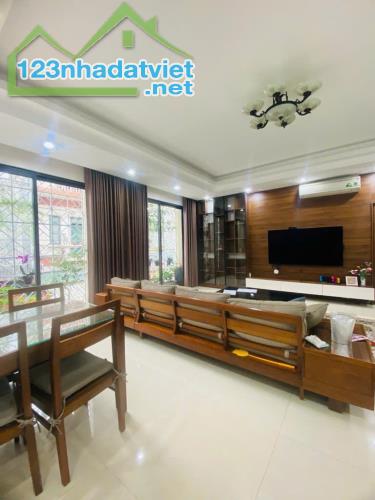 Nhà 5 tầng thang máy phố Võ Chí Công, Tây Hồ, ô tô qua nhà, 42m, mặt tiền gần 5m, 11 tỷ - 2