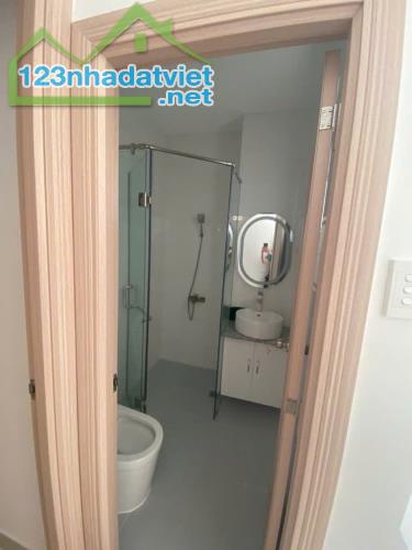 Nhà 6 tầng ngang 5,4m mặt tiền Sư Vạn Hạnh Quận 10 chỉ 20 tỷ - 3