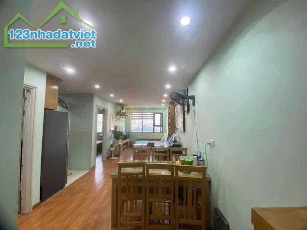 Cho thuê căn hộ chung cư Đồng Phát, 80m2, 2  ngủ, 2 vệ sinh, 8.5 Triệu ở gđ, nhóm ngoan