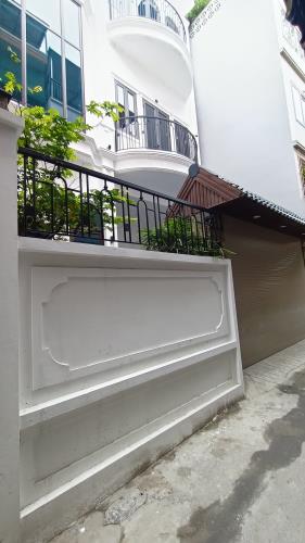Bán nhà đẹp Xuân La: 77m, 4 tầng, mặt tiền siêu đỉnh, oto tránh, giao thông thuận tiện - 1