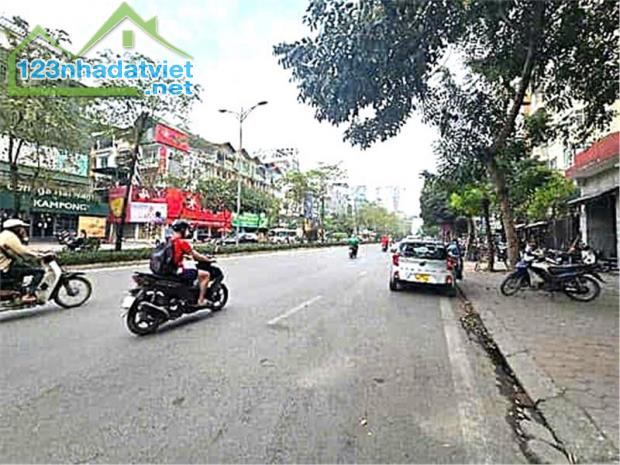BÁN NHÀ MẶT PHỐ NGUYỄN HOÀNG – 80m, 8T, TM, 2MT KINH DOANH VÔ ĐỊCH, giá Đầu tư