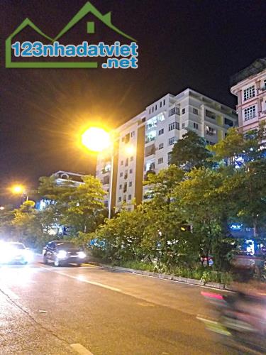 BÁN NHÀ MẶT PHỐ NGUYỄN HOÀNG – 80m, 8T, TM, 2MT KINH DOANH VÔ ĐỊCH, giá Đầu tư - 2
