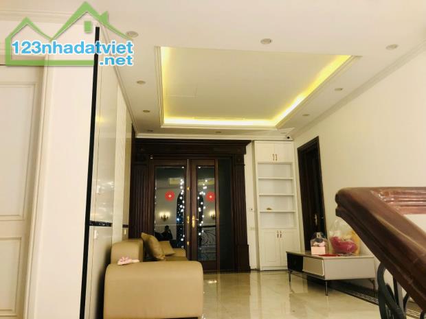 BÁN BIỆT THỰ - LẠC LONG QUÂN - TÂY HỒ - 210M2 - SỔ ĐỎ - 2