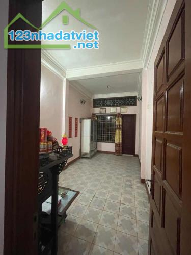 HIẾM MẶT PHỐ KINH DOANH - KHU VỰC HIẾM NHÀ BÁN Đông Anh - 3