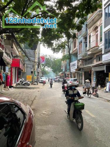 HIẾM MẶT PHỐ KINH DOANH - KHU VỰC HIẾM NHÀ BÁN Đông Anh
