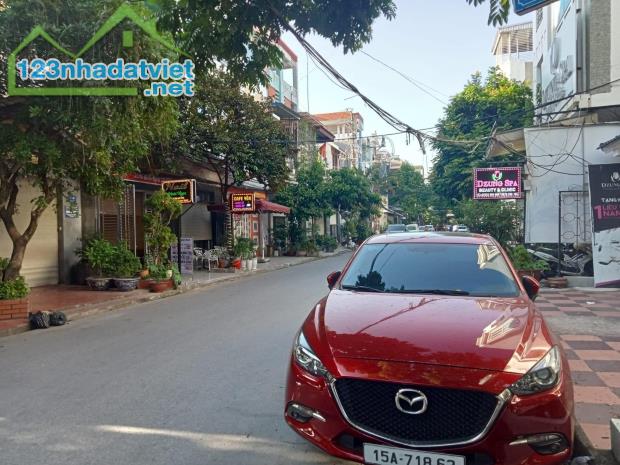 Bán nhà Văn Cao - Tô Vũ, 90m 4 tầng, đường 12m, giá 6.1 tỉ cực rẻ - 1