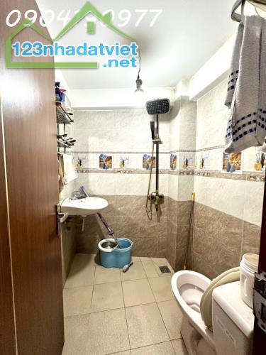 Nhà sát mặt tiền Phạm Văn Bạch, Phường 15, Tân Bình, 62m2, (4.2 x15m), chỉ 5.5 đồng - 4