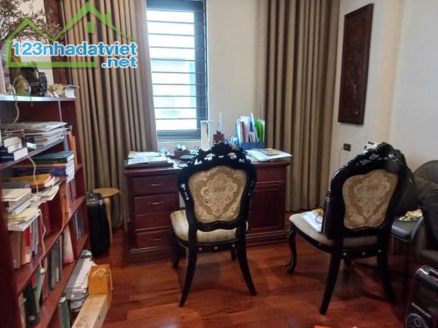 BÁN NHÀ NGUYỄN KHÁNH TOÀN, ÔTÔ VÀO NHÀ, DÂN XÂY, 2 THOÁNG, 5 TẦNG, 54M2 GIÁ 15 TỶ 790 - 1