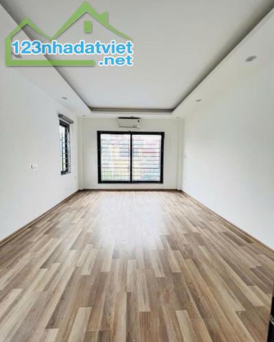 Bán Nhà 5 Tầng Đẹp Lung Linh, Trung Tâm Trâu Quỳ – Giá Chỉ 4,8 Tỷ! - 3
