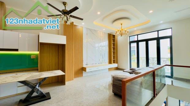 Bán nhà 1T2L 182m2 Khu TT hành chính mới TP Biên Hòa Đồng Nai chỉ 4,5 tỷ - 2