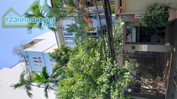 BÁN NHÀ TRÍCH SÀI, VEN HỒ TÂY - PHÂN LÔ, GẦN PHỐ, 10M RA Ô TÔ TRÁNH DỪNG ĐỖ 24/7