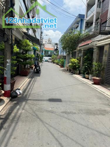 **Bán nhà phường 4, Tân Bình** HXH Hậu Giang; (5x20) 5 tầng chỉ 14,8 tỷ - 4