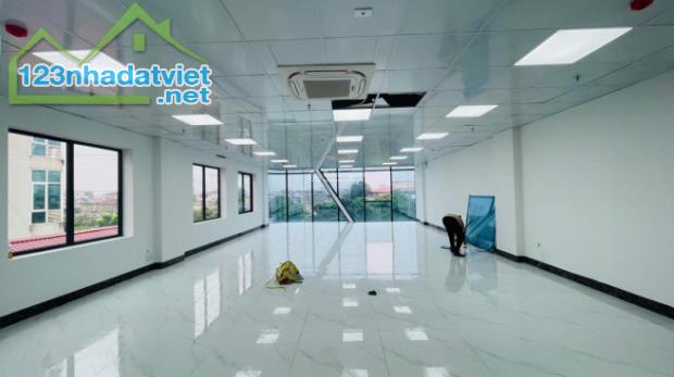 CHO THUÊ NHÀ MP TRUNG HÒA DT 100M 4T-MẶT TIỀN 8M:HỢP BANK, TẬP ĐOÀN, TRỤ SỞ-CHỈ 80TR