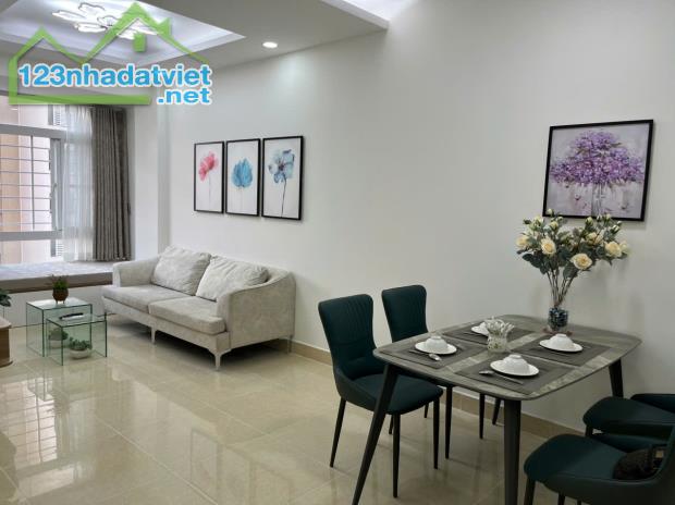 Cần bán nhanh căn hộ sky garden 3, PMH, Q7, 74m2, 3PN nhà bao đẹp, giá chỉ 5,7 tỷ