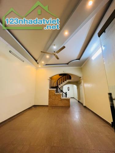 💥CHỈ HƠN 7 TỶ–NHÀ MẶT ĐƯỜNG ĐẠI LỘ TÔN ĐỨC THẮNG–PHƯỜNG SỞ DẦU, QUẬN HỒNG BÀNG–VỈA HÈ 7. - 2
