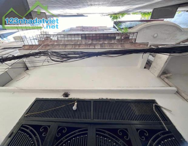 BÁN NHÀ KHƯƠNG TRUNG - 50m ra ô tô 2 mặt ngõ trước sau  giá 7,5 tỷ
