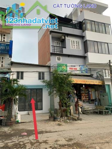 Bán nhà Mặt Tiền Kênh Tham Lương, gần Emart Phan Huy Ích. Chỉ 4.5 tỷ - 3