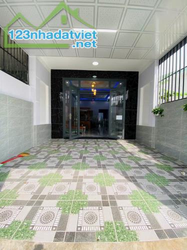 Nhà cấp 4, 3PN, 120m2, Xã Tân Phú Trung, Củ Chi, Giá 1 tỷ 050. - 1