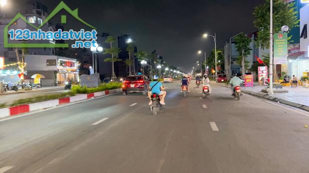GIÁ ĐẦU TƯ, BÁN ĐẤT TẶNG NHÀ CẤP 4 GIA THƯỢNG 55M, MT 6.2M, NỞ HẬU, LÔ GÓC, Ô TÔ THÔNG, KD - 1