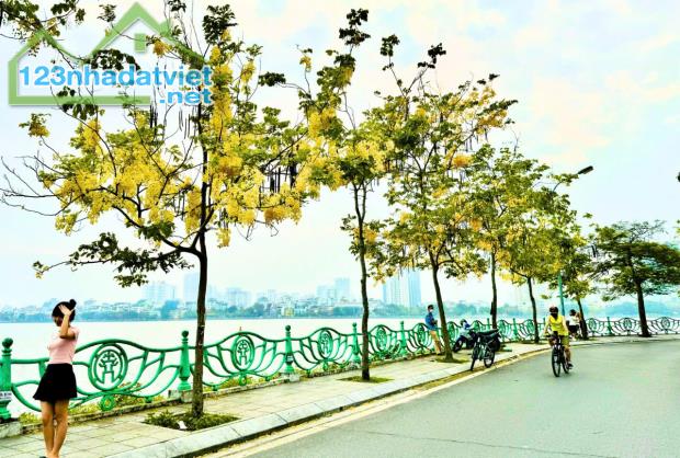 SIÊU HIẾM MẶT HỒ TÂY GIÁ 32 TỶ